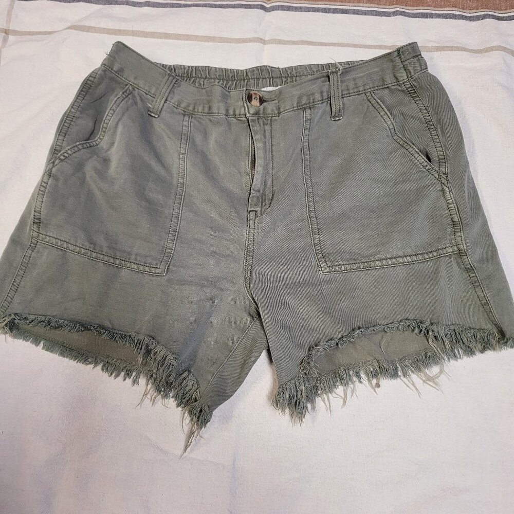 American Eagle women's shorts